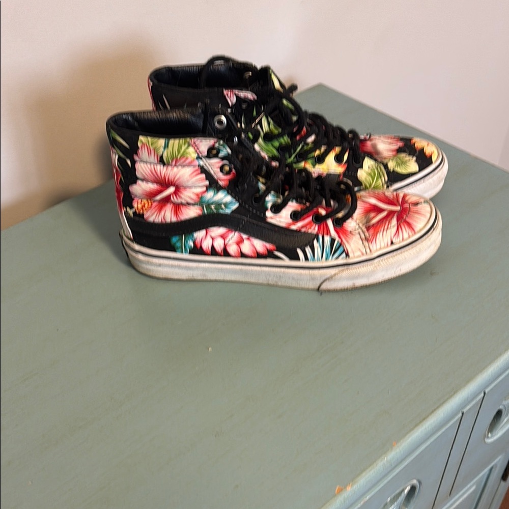 Floral High-Top Sneakers Vans